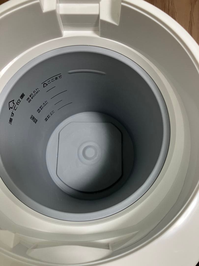 ［再々値下げ］2024年製Zojirushi 加湿器EE-RT50