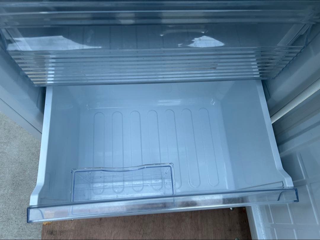 シャープ ノンフロン冷凍冷蔵庫 310L SJ-PD31E-W 引取歓迎 市川市