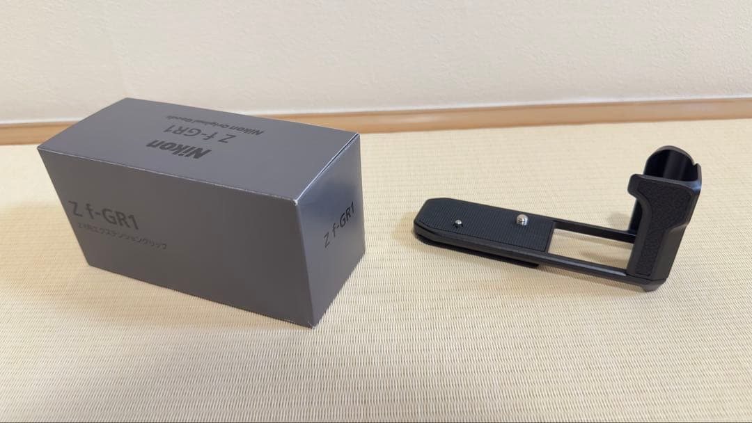 【純正、箱付き】Nikon ニコン Zf用エクステンショングリップ Zf-GR1