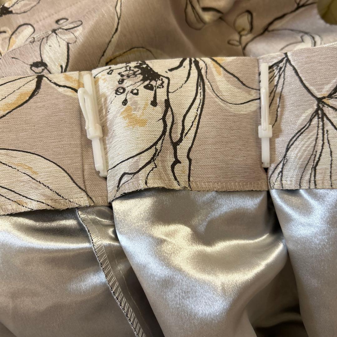 美品日本製1級遮光　形状記憶　花柄 8ドレープカーテン2枚セット　防音遮熱保温