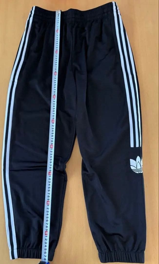 新品未使用　アディダス　メンズ　パンツ　ＸＬ ブラック