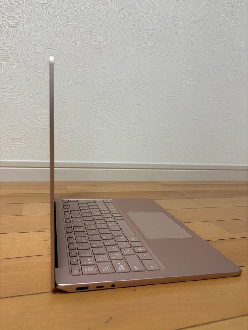 Surface Laptop4 13.5インチ（i5,8GB,512GB）