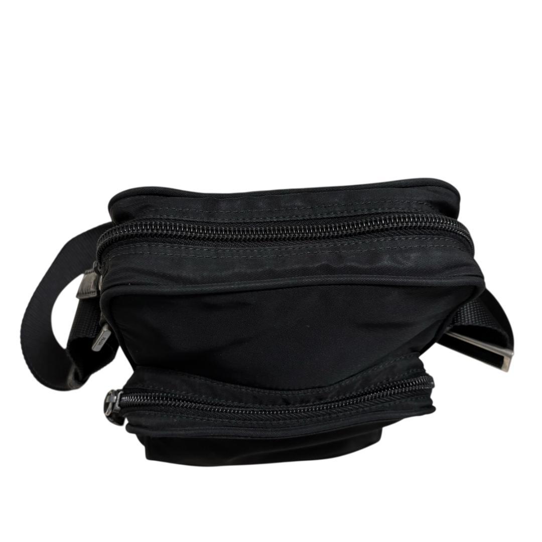 ヨ*ー様 PRADA プラダ ブラック テスート ナイロン ショルダーバッグ 正