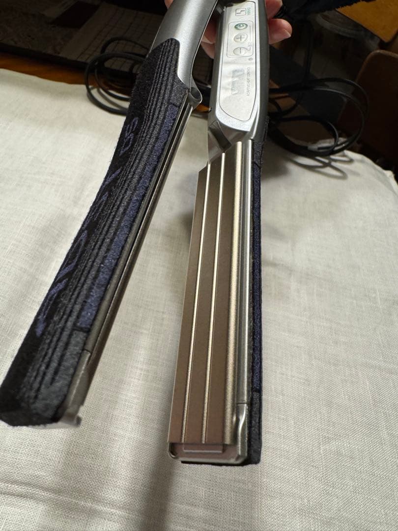 ADST　Premium　DS アドスト　ヘアアイロン【美品・正規品】