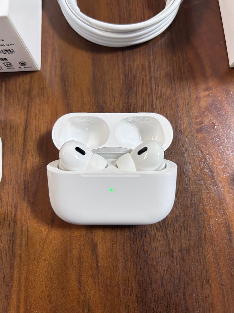 【美品】MQD83J/A AirPods Pro 2 及びおまけケース付き
