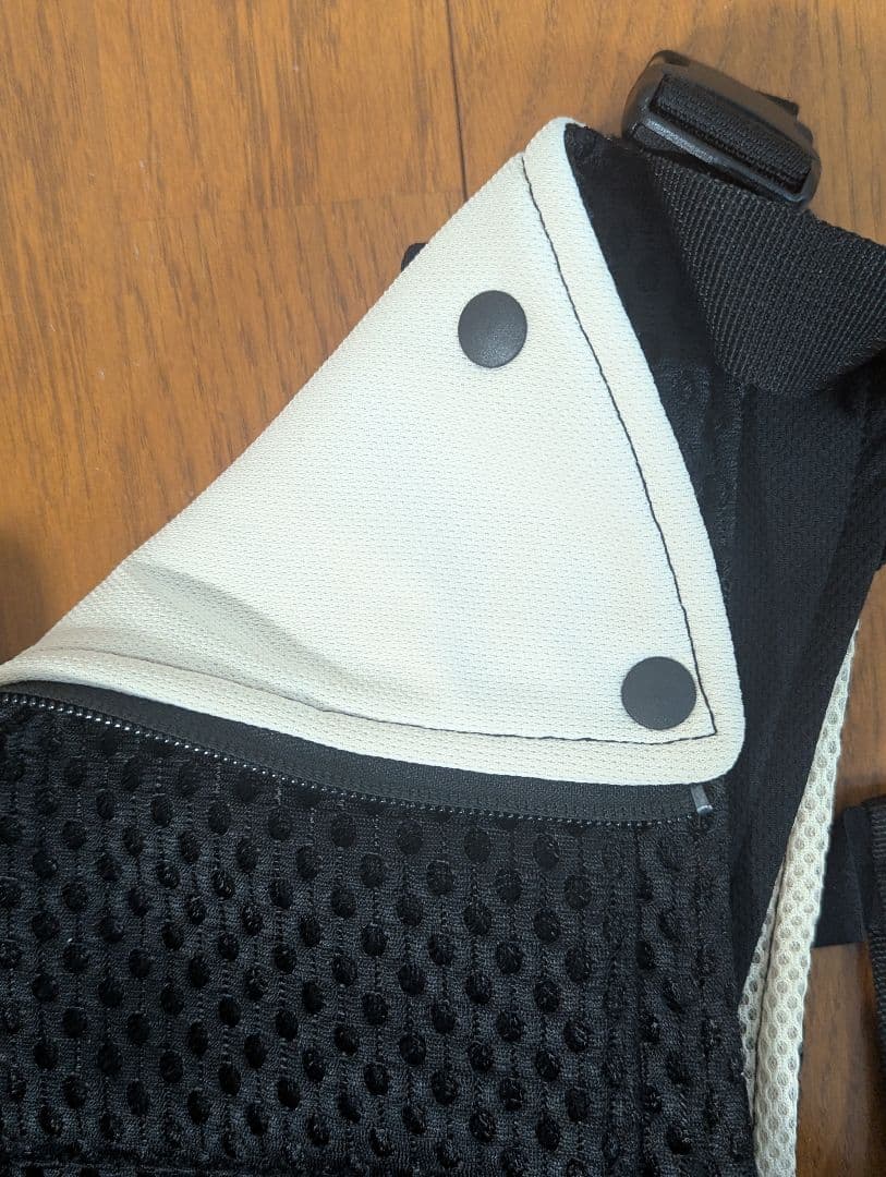 bebe swanべべスワン ベスト型抱っこ紐