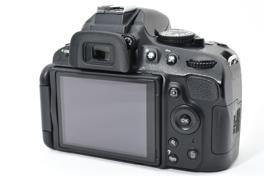 Nikon D5100 ニコン デジタル一眼レフカメラ レンズキット