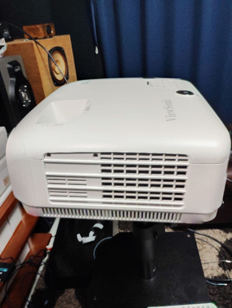 ViewSonic PX747-4K HDR 高輝度プロジェクター