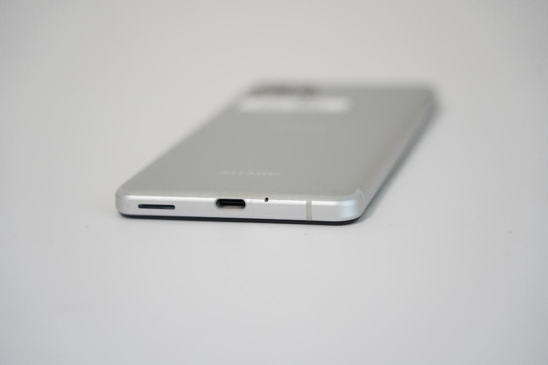 SHARP AQUOS sense4 　SH-M15 SIMフリー 　シルバー