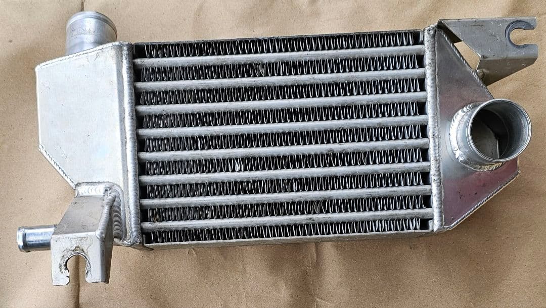 ekスポーツ　H81W　GReddy アルミインタークーラー