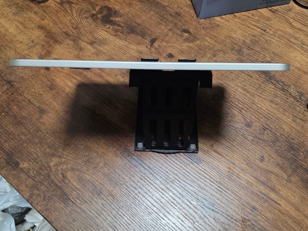 iPad Pro 11インチ　第3世代 本体　256gb　ケース付き