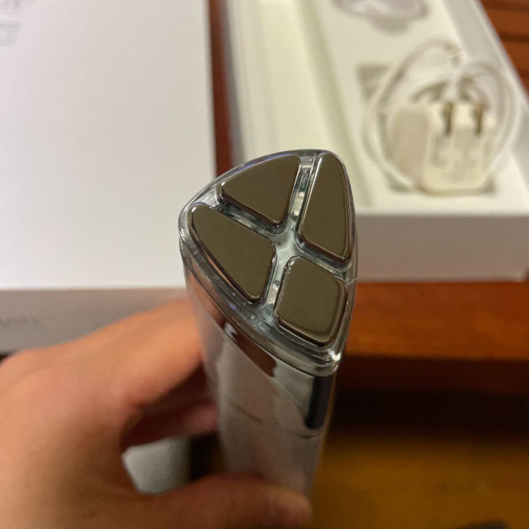 【チーチャン】目元ケア美顔器 アクシージア メイト フォーアイズ