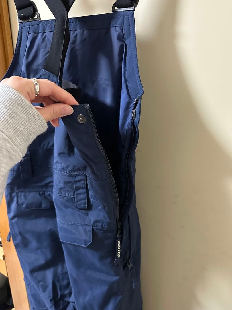 BURTON キッズM ネイビー ウェア　ビブパンツ