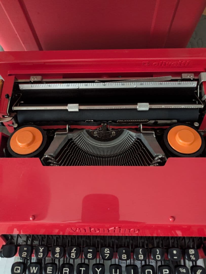 Olivetti valenetime　 タイプライター オリベッティ
