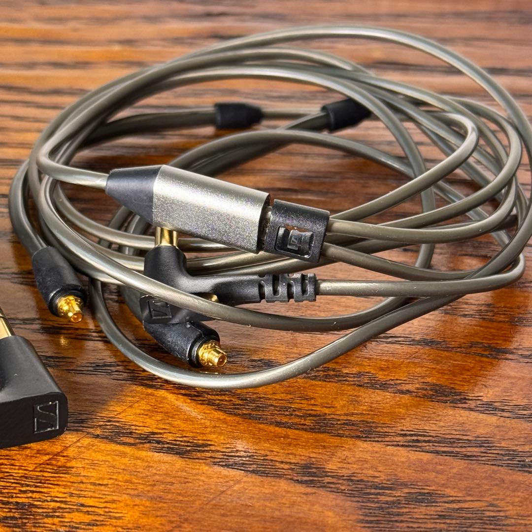 美品　SENNHEISER ゼンハイザー IE600