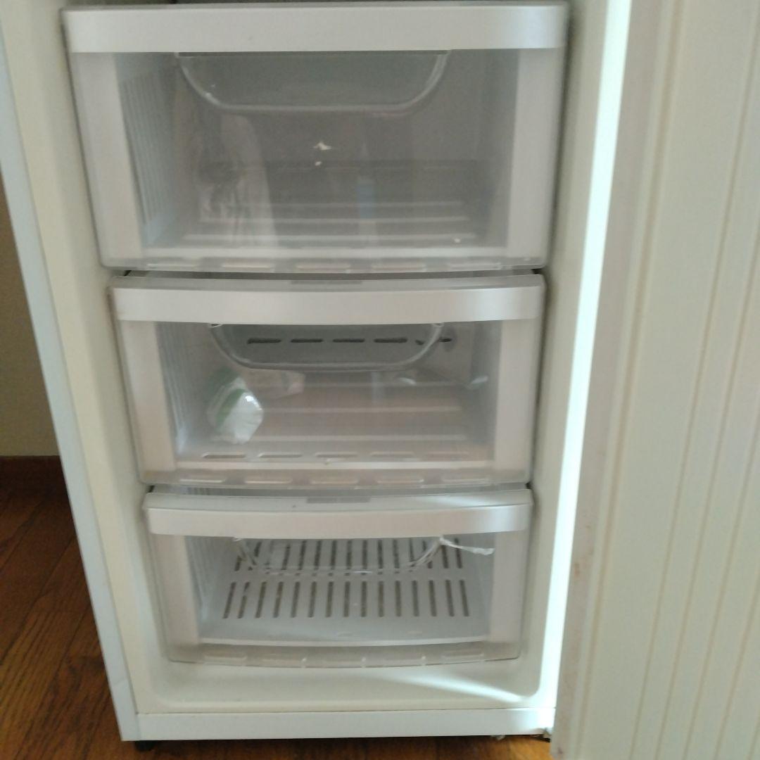 ホワイト フリーザー