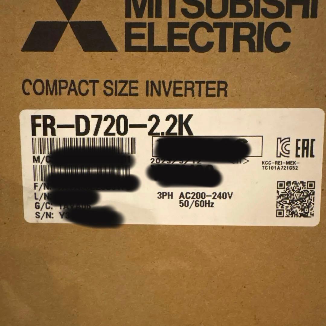 三菱電機　コンパクトサイズインバーター　FR-D720-2.2K