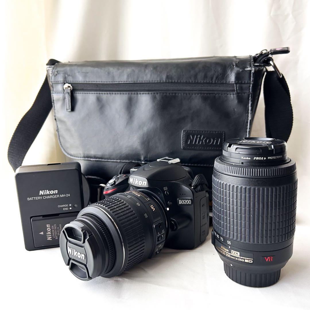 【最終値下げ】Nikon D3200 ニコン 一眼レフカメラ　ダブルレンズキット
