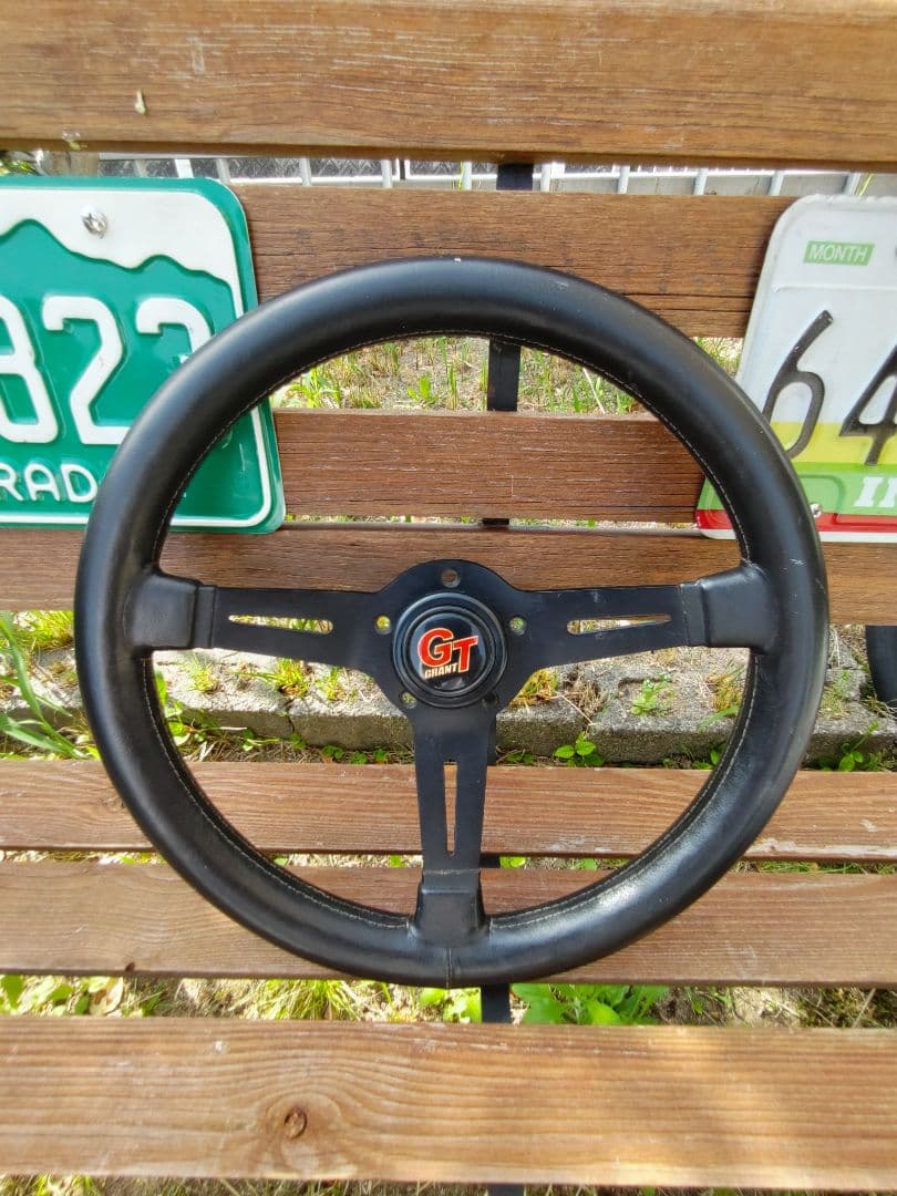ぱぴこ！アメリカ製グランツ（GRANT）革巻きGTステアリングボス付当時物