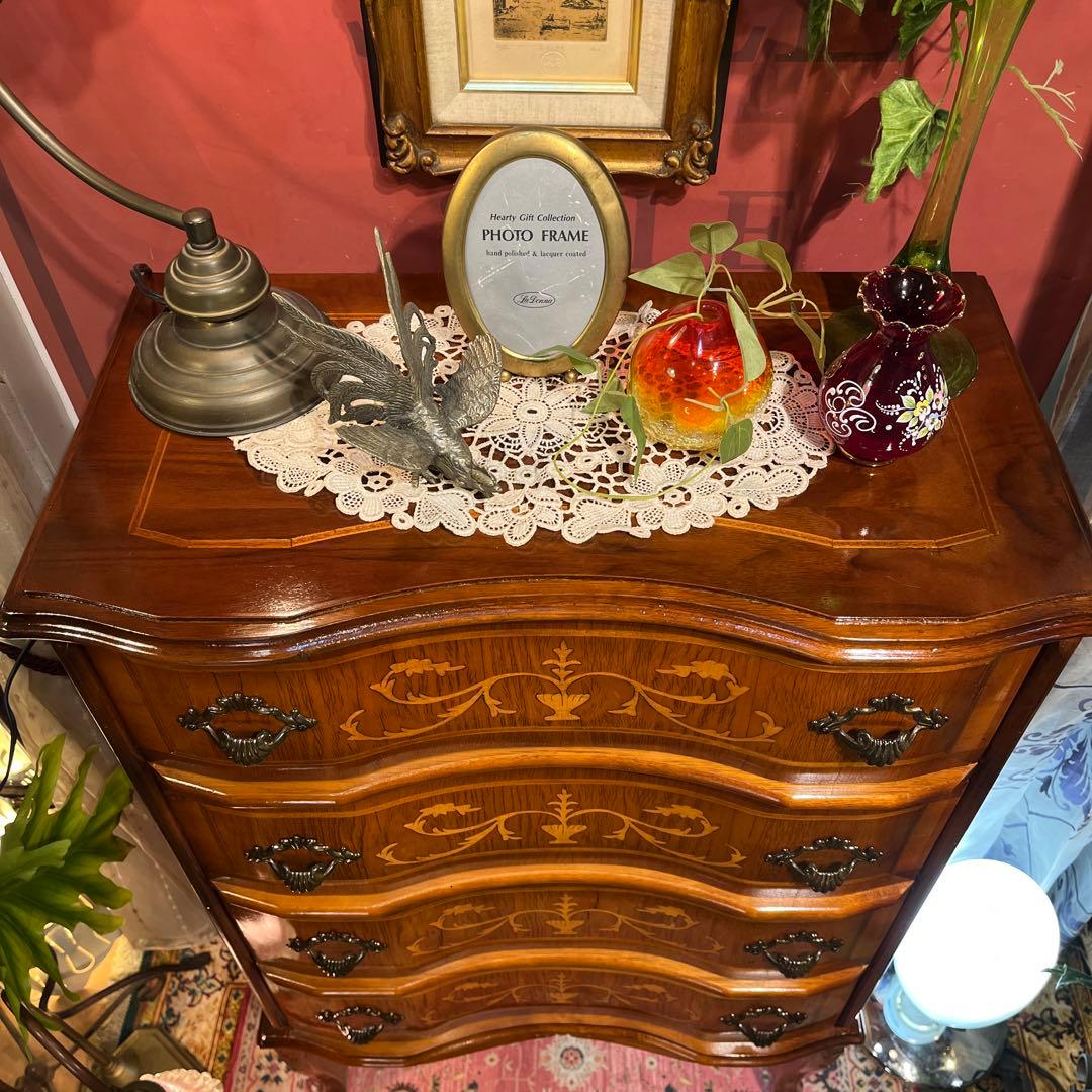 Sale 美品　コンパクトサイズ　アンティーク 象嵌　猫脚　４DRキャビネット