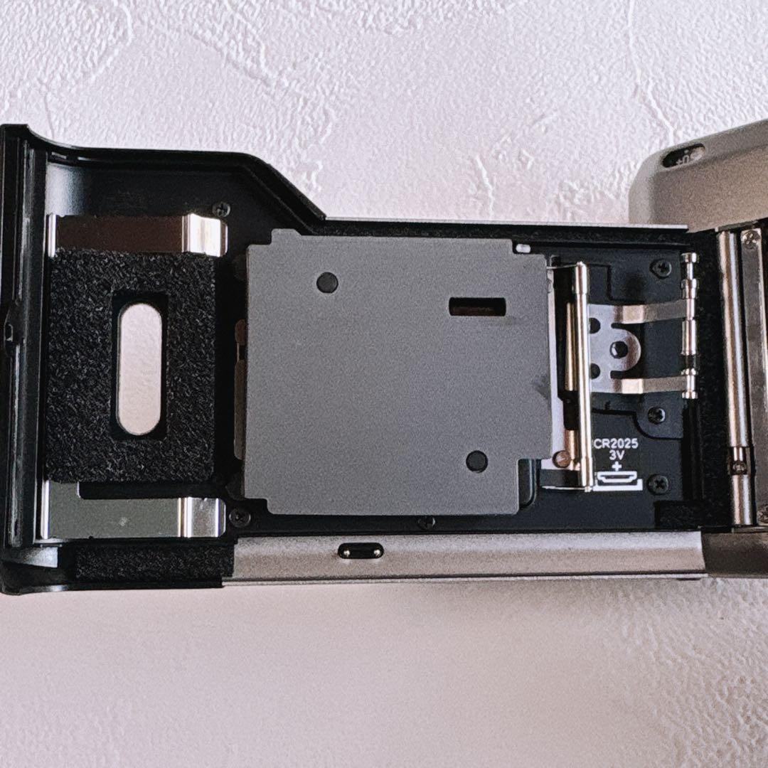 コンタックスT2 フィルムカメラ　データバック付き　中古品