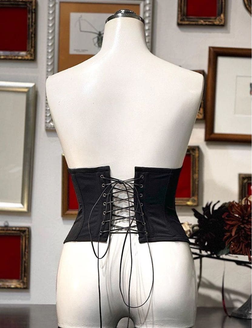 Na+H レザーコルセット　ゴス　ゴシック　ロリィタ　エヌエープラスエイチ