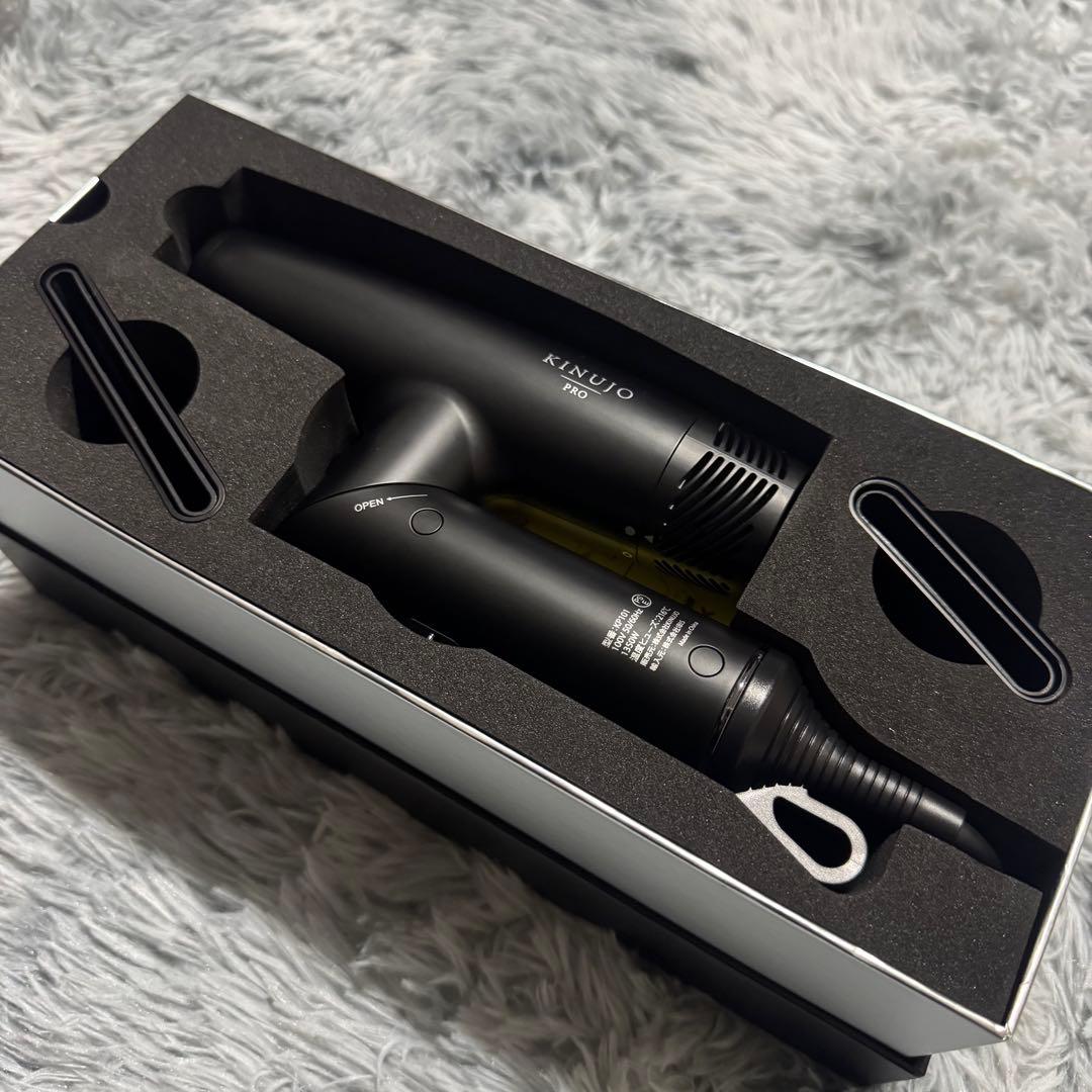 【✨未使用品✨】絹女 KINUJO PRO ヘアドライヤー KP101