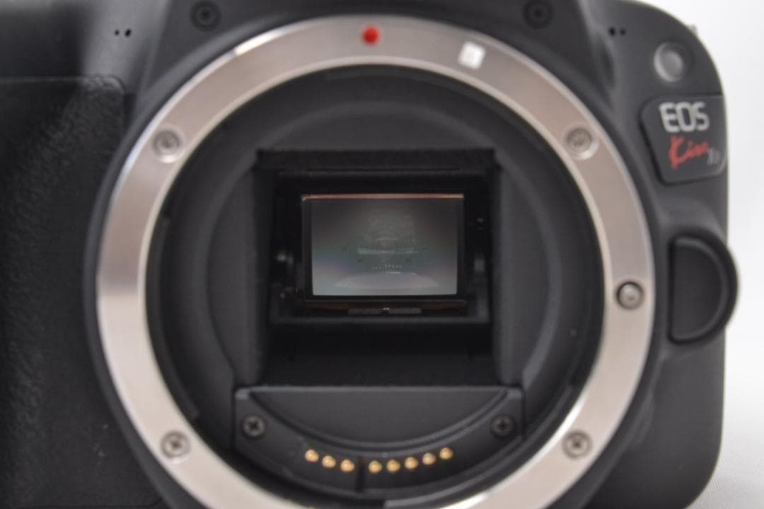 ■ 美品 ■ キャノン　Canon Kiss X9 レンズキット