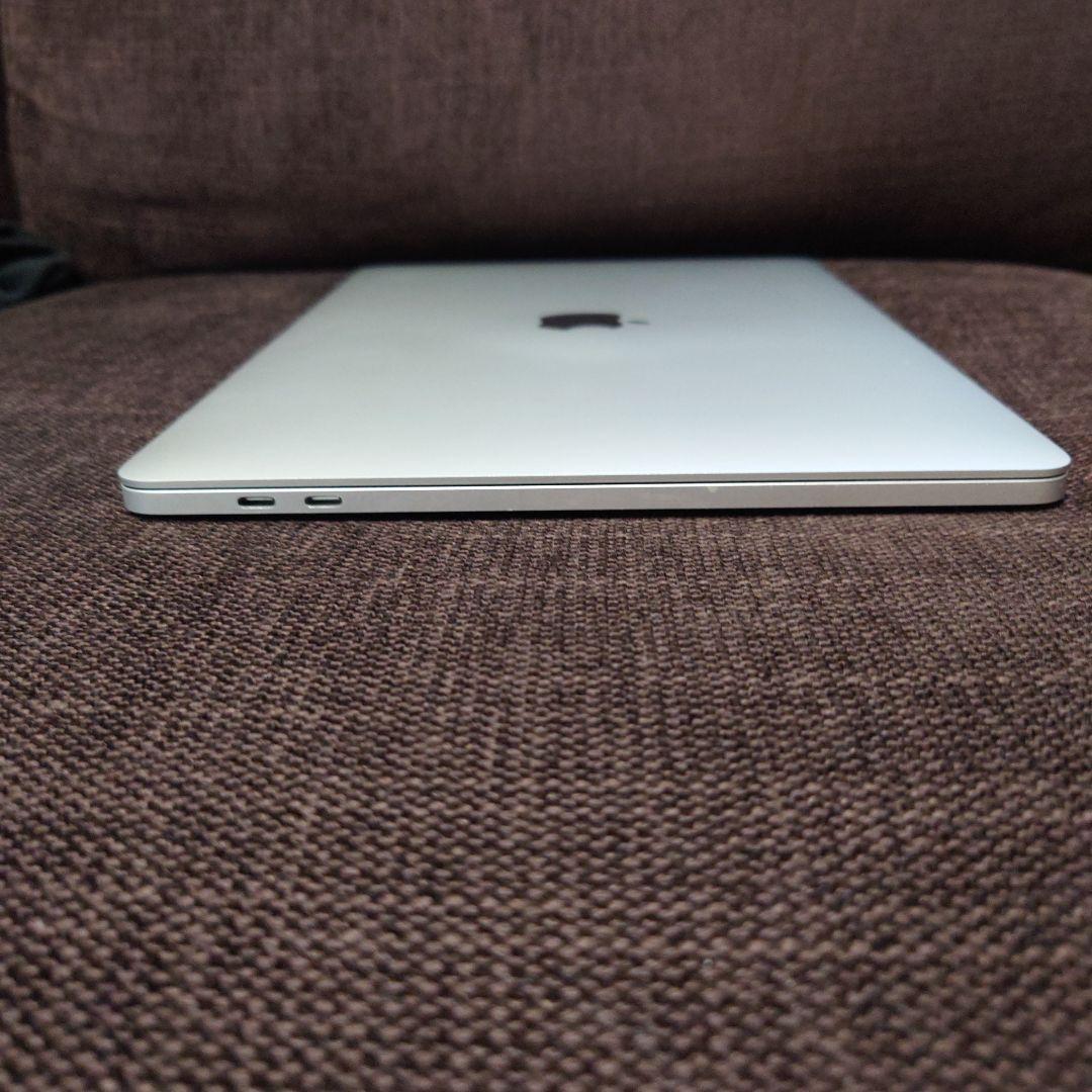 【週末限定値下げ中】MacBookPro M2 16GB 256GB 13.3㌅