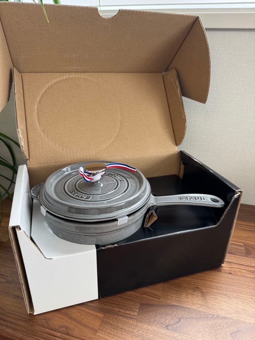 いずぴい様用【新品未使用】STAUB スープポット18cm