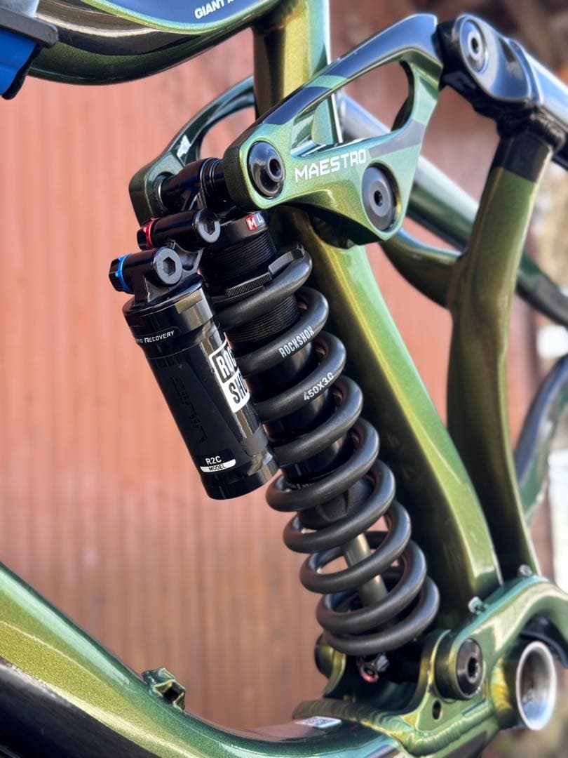 自転車本体 2020 GIANT GLORY 27.5