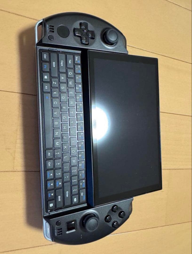 （ジャンク品）GPD WIN4 2024 8840U/32GB/2TB
