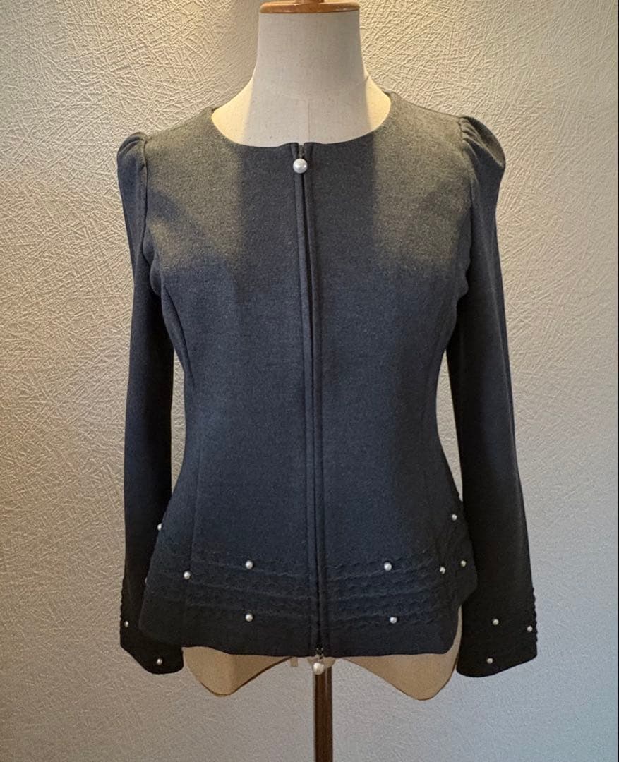 試着のみ⭐︎René カーディガン 34 トップス　グレー