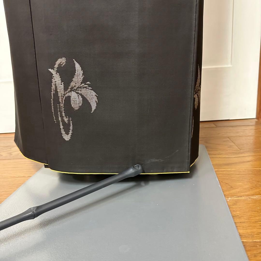 大島紬　袷　正絹　東京ますいわ屋　黒　地空き　植物飛び柄　身丈155.5裄63