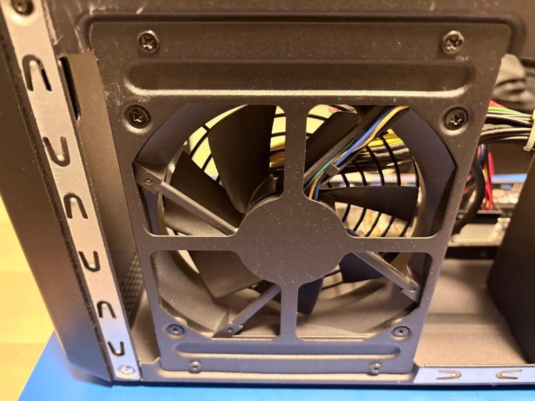 グラフィックボード・グラボ・ビデオカード user Mercury Helios FX+Radeon Vega 56