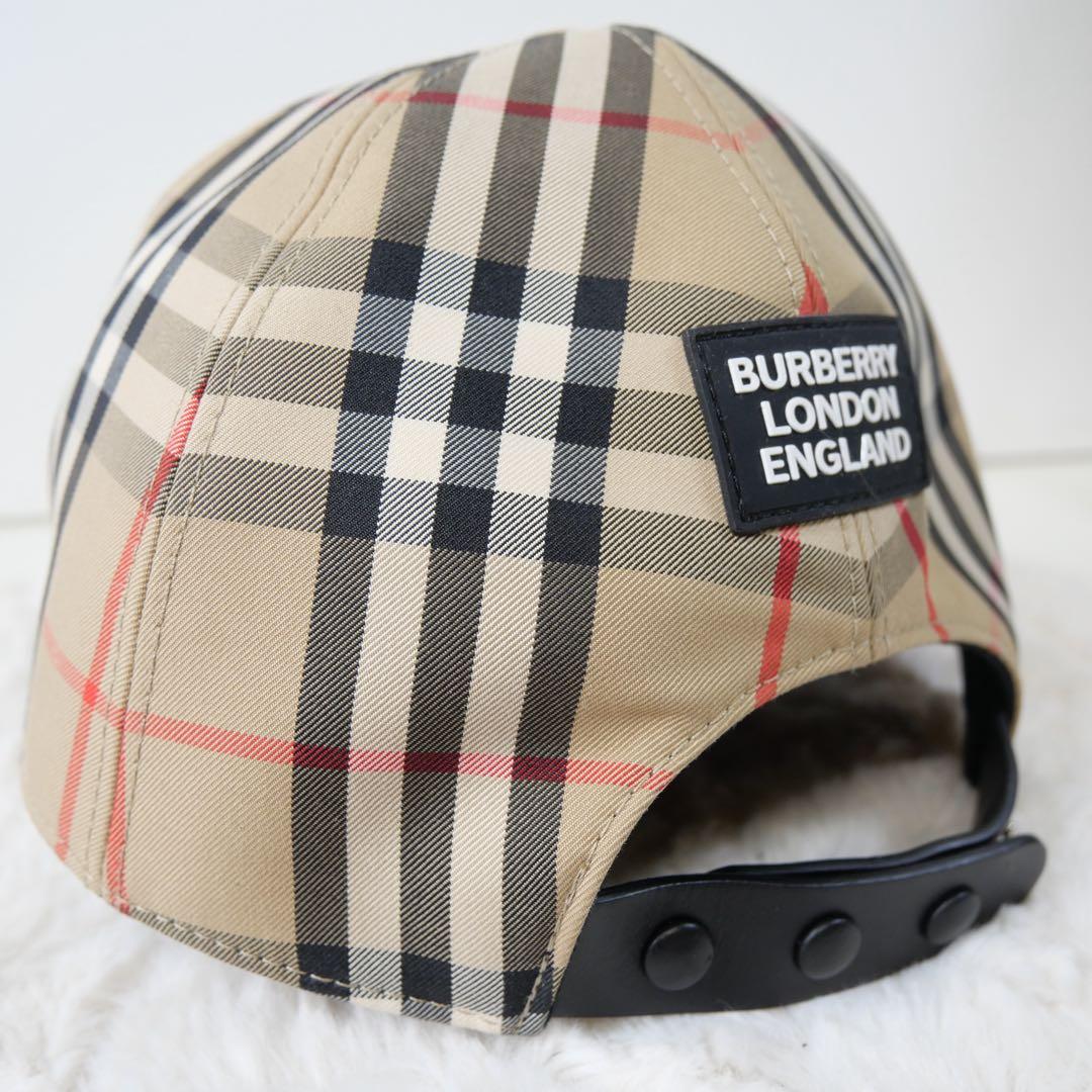 Burberry ベージュ チェック柄キャップMサイズ