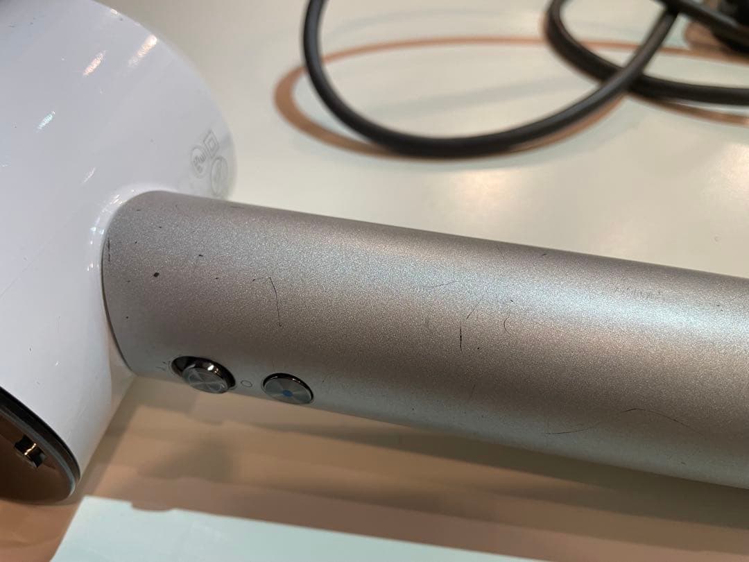 Dyson Supersonic ヘアドライヤー ホワイト 美品