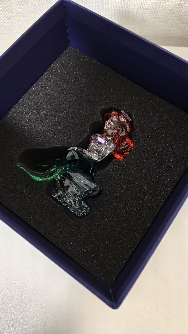 アリエル　スワロフスキー置物。