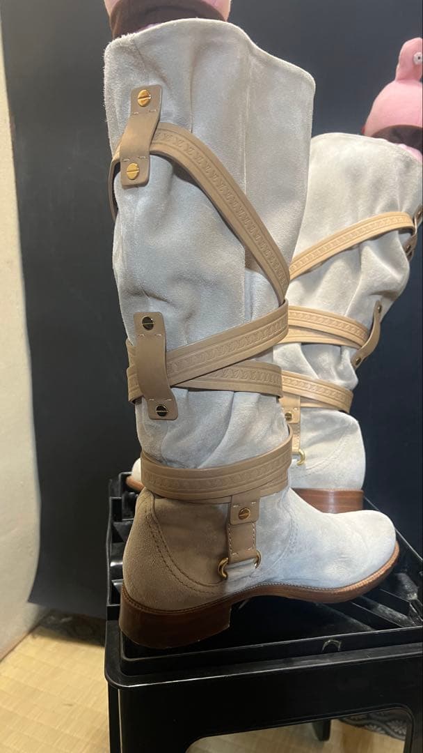 デパート購入ルイヴィトンロングブーツスエードレザーベルトライトグレー&ベージュ