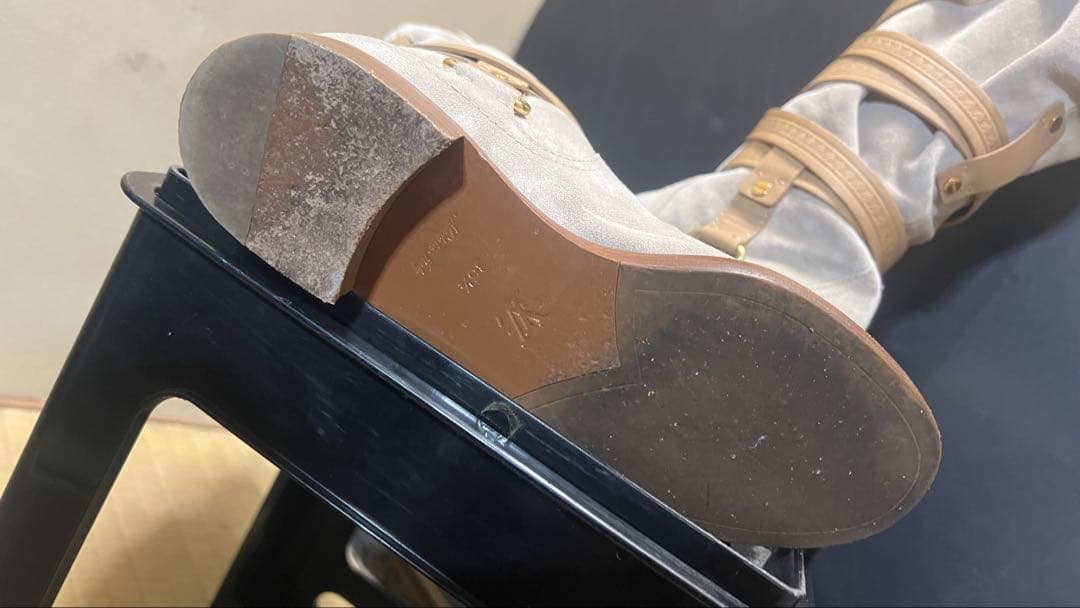 デパート購入ルイヴィトンロングブーツスエードレザーベルトライトグレー&ベージュ