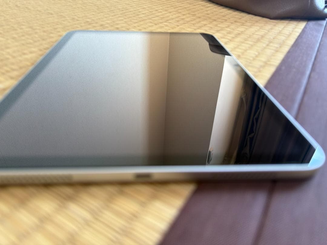 美品Apple iPad（第11世代）Wi-Fiモデル シルバー 128GB