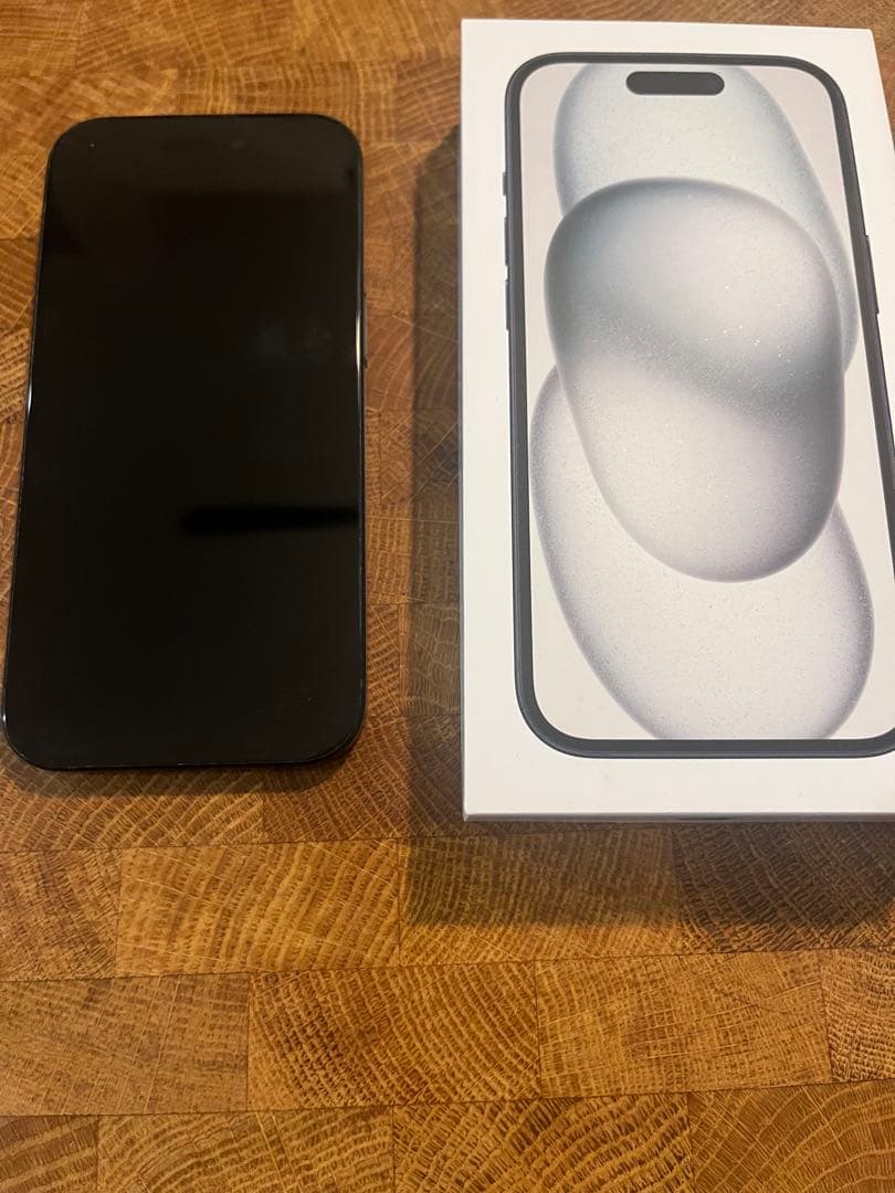 Apple iPhone 15 本体 箱付き