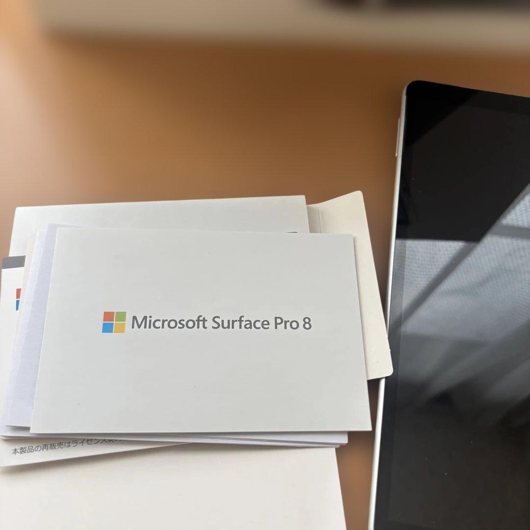 美品 Surface Pro8 256GB Platinum Office付き