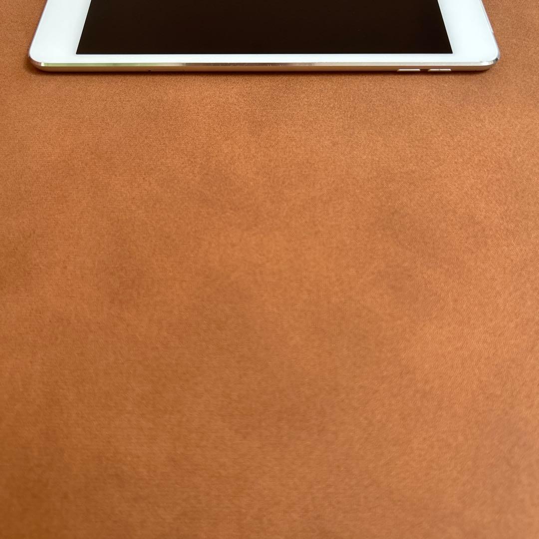 679 電池良好☆iPad mini4 第4世代 16GB SIMフリー☆
