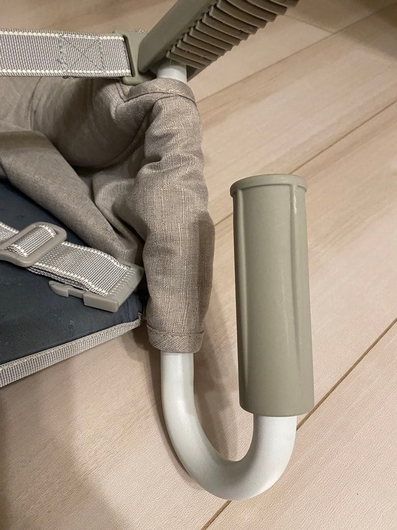 ベビーチェア イングリッシーナ テーブルトレーつき 箱、説明書あり カプチーノ