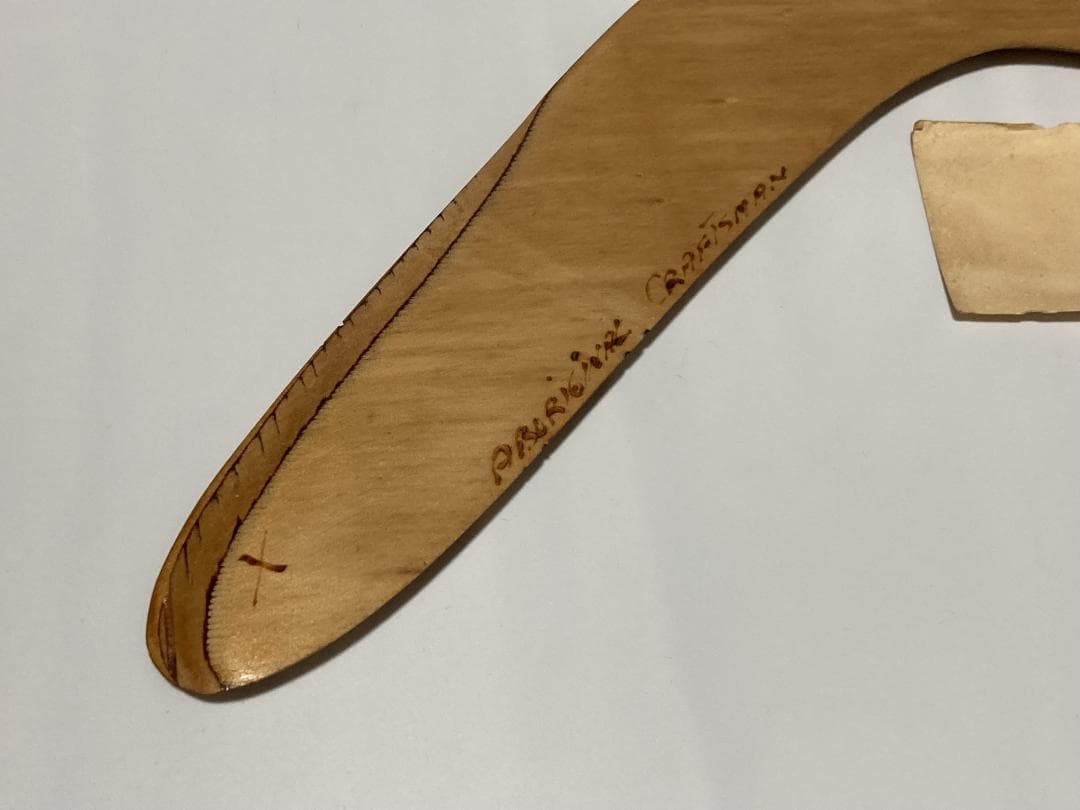 手彫りの木製ブーメラン 約60cm