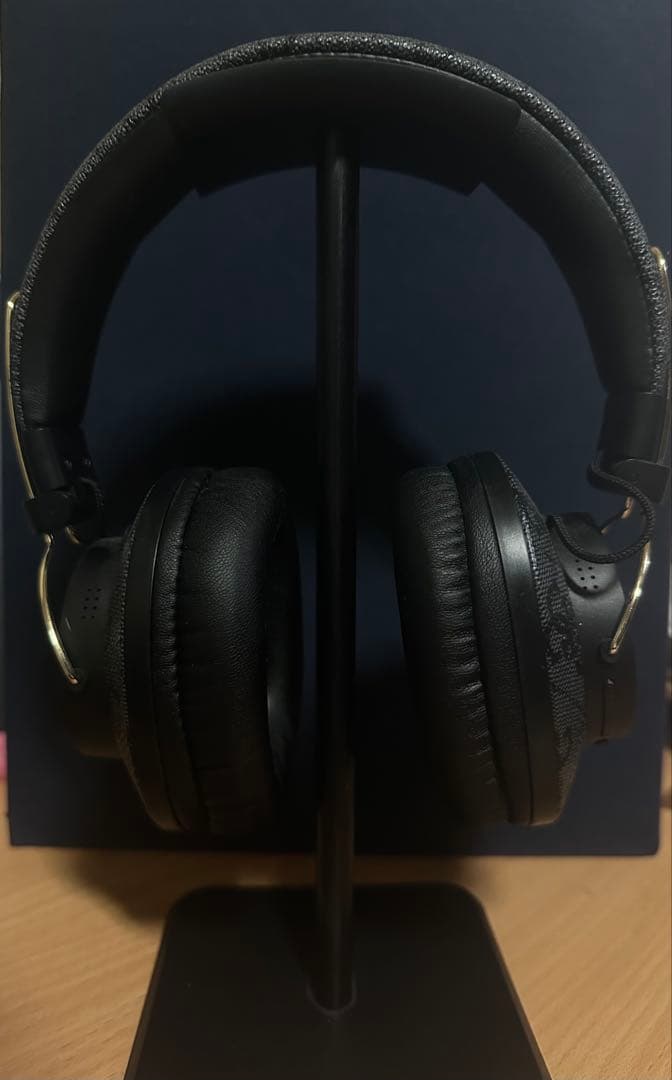 guess ヘッドホン 4G Big l Logo