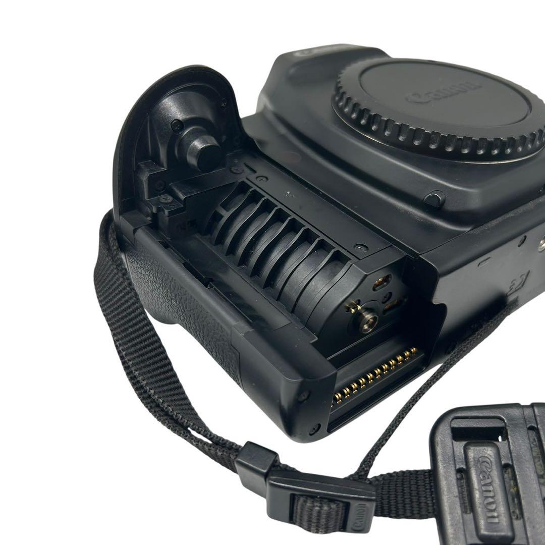 キャノン Canon EOS-3 フィルム 一眼レフ