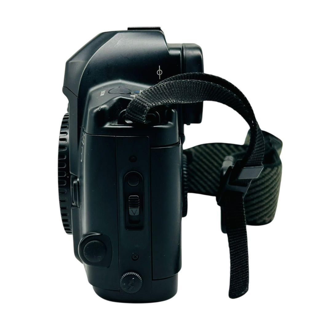 キャノン Canon EOS-3 フィルム 一眼レフ