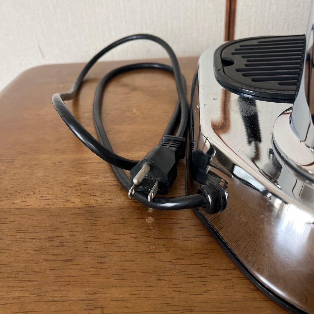 La pavoni Europiccolaとタンパーなどを含めたセット品